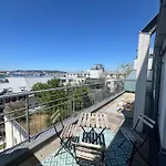 Rooftop City View Haven Apartment